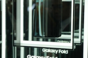 8-ve-13-inclik-galaxy-fold-modelleri-yolda-Qj91lxCW.jpg