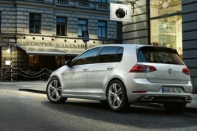 volkswagen-golf-10-litre-115-ps-motor-secenegiyle-turkiyede-satisa-sunuldu-vlFQnxWO.jpg